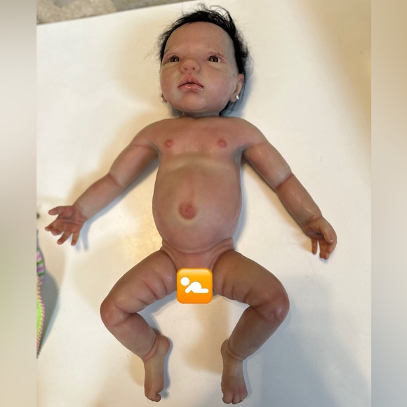 BABYCLON LUXURY SILICONE MICRO NEWBORN CHIP DRINKS/WETS REALISTIC BABY GIRL DOLL - Picture 6 of 16